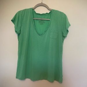 Patagonia medium green soft tee well-loved free w/ any purchase in this store!